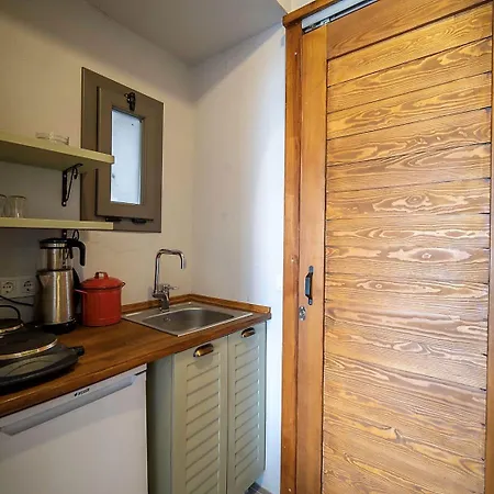 Gueney'in 5 Odasi Apart-hotel *