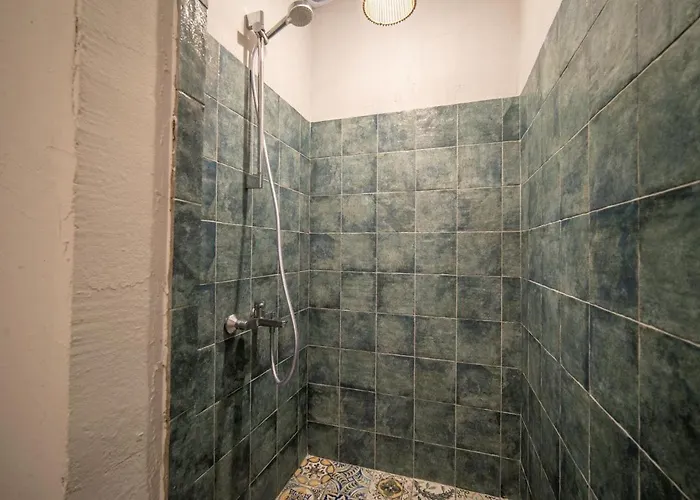 Gueney'in 5 Odasi Aparthotel