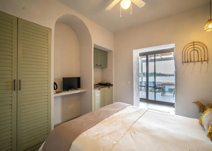 Gueney'in 5 Odasi Aparthotel Datça